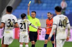 九游培训-球队在比赛中凭借稳固的防守取得胜利